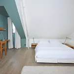 Hotel Hidden Bay *